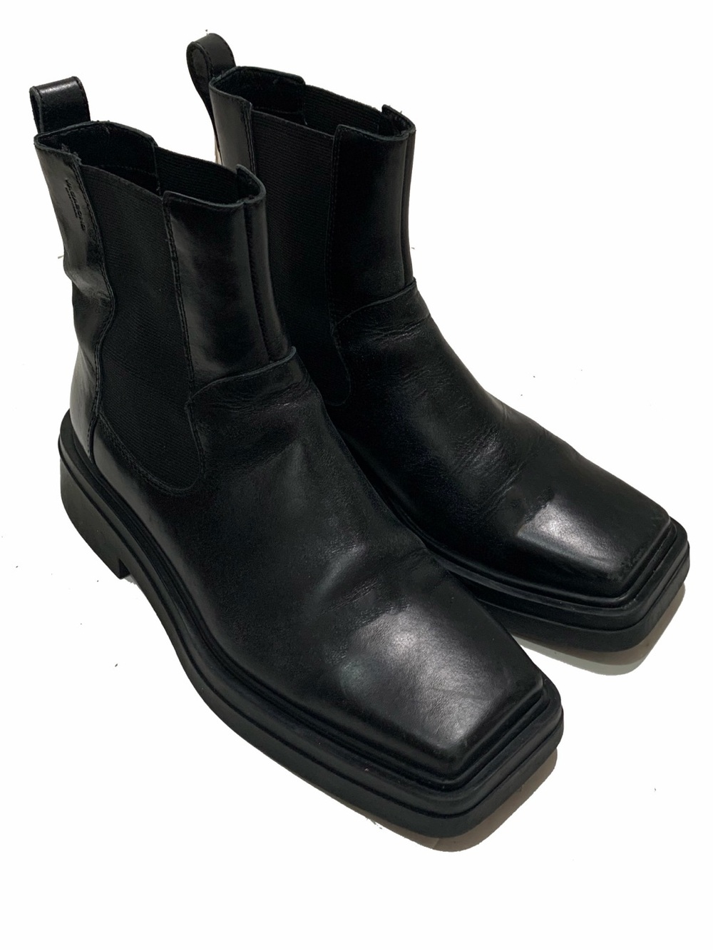 Vagabond square toe boots